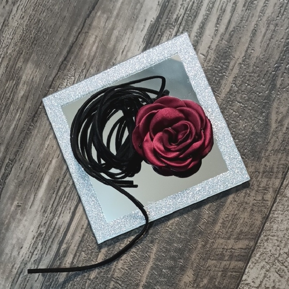3D Rose Flower Choker Necklaces 3pc Set - Picture 3 of 7